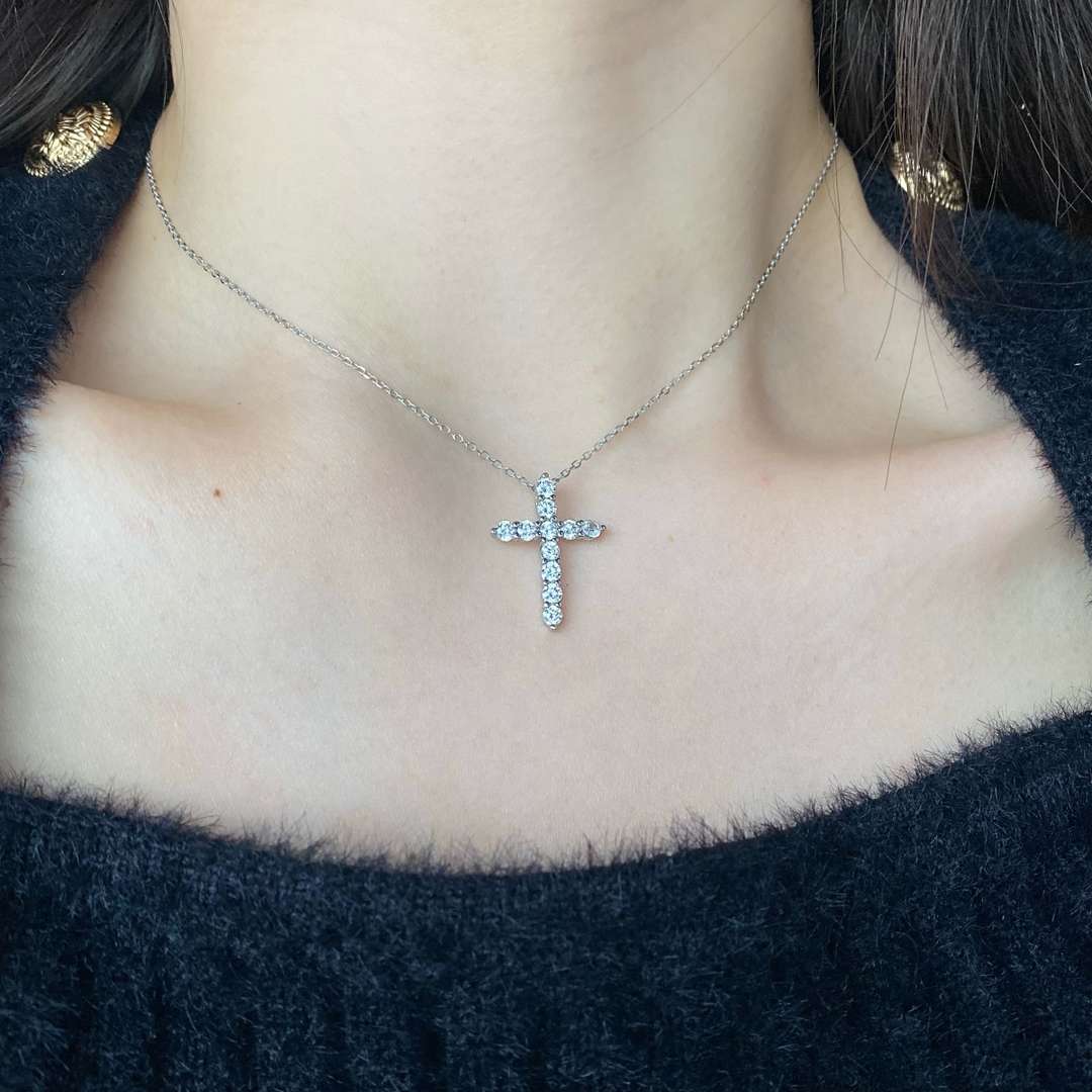 [Noble Jewelry]Unique Cross Shape Necklace