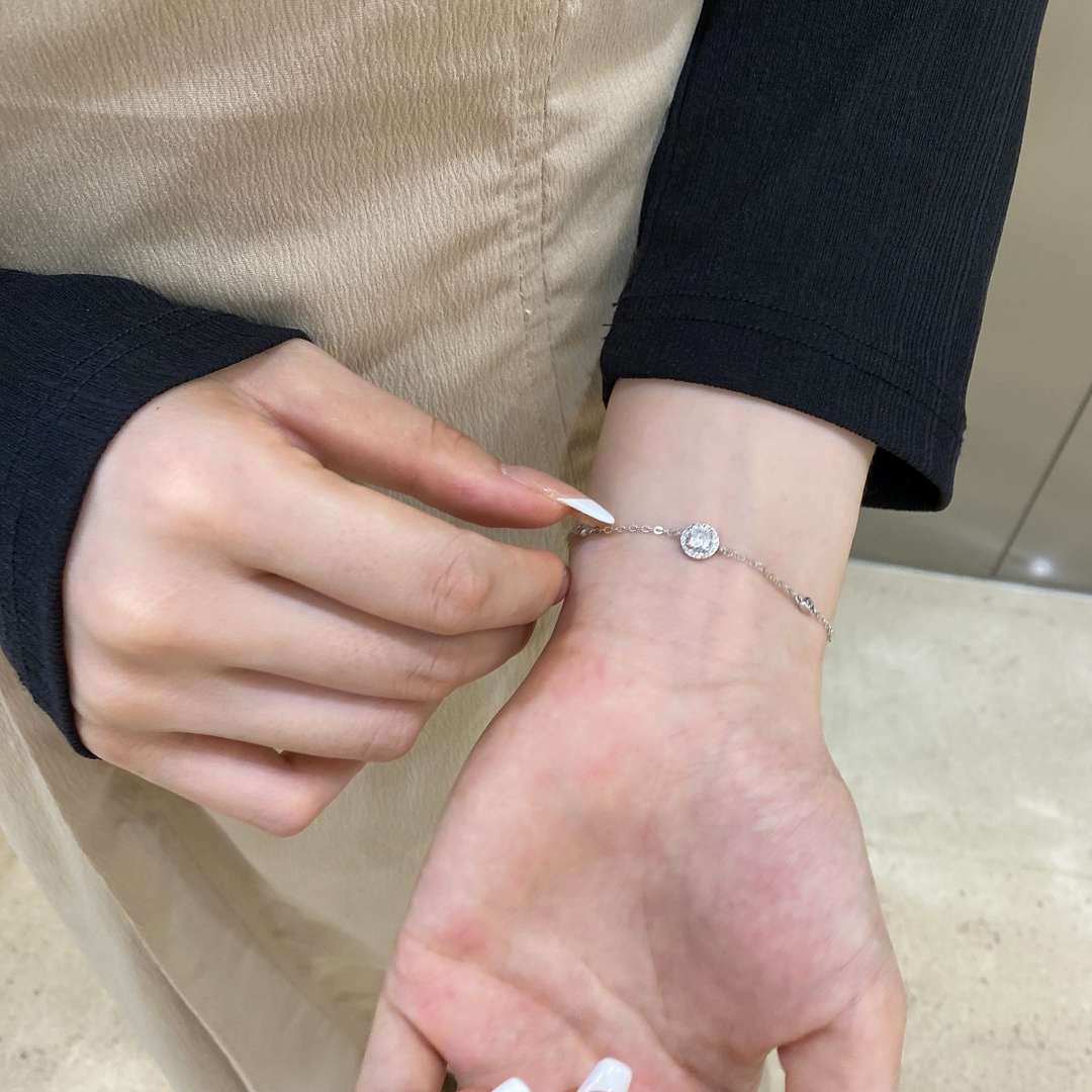 [Noble Jewelry]Dazzling Round Cut Shape Bracelet