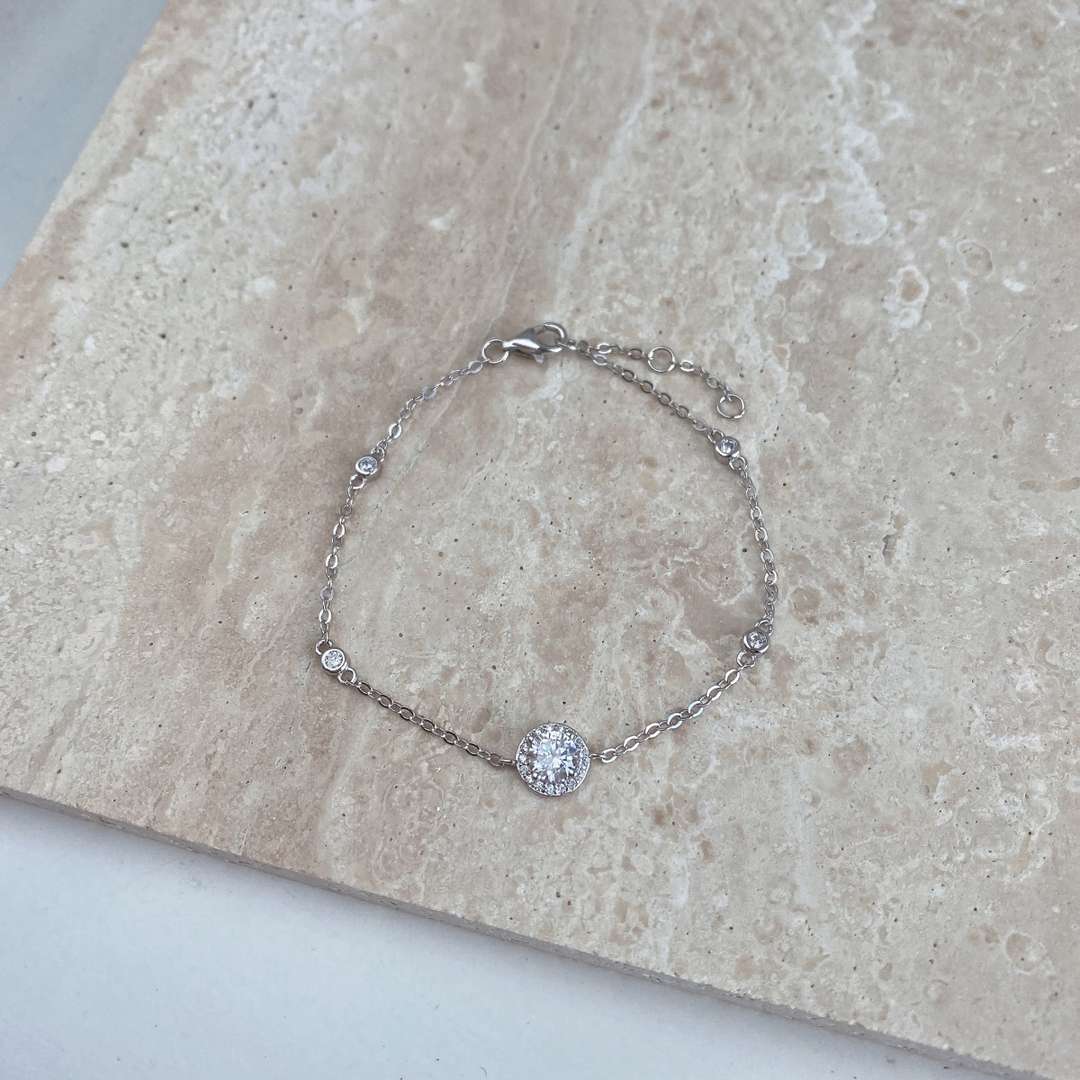 [Noble Jewelry]Dazzling Round Cut Shape Bracelet