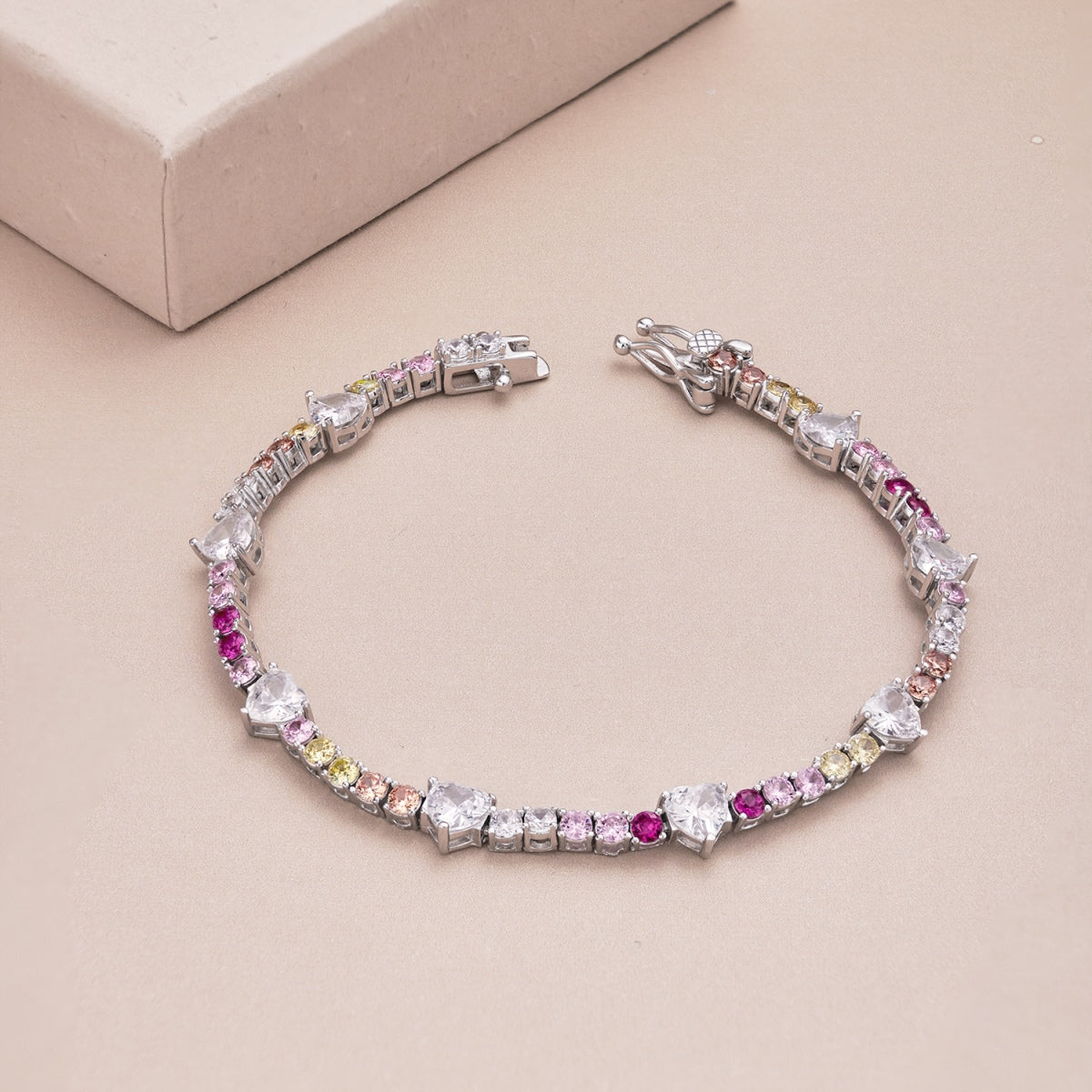 [Noble Jewelry]Romantic Heart Shape Round Cut Lover Bracelet