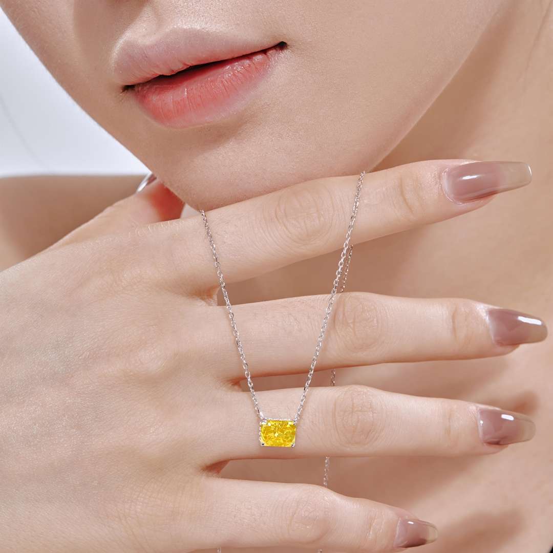 [Noble Jewelry]Luxurious Square Shape Colorful Necalack