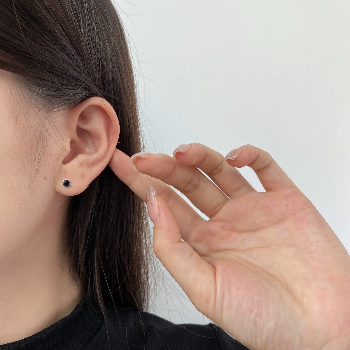 [Noble Jewelry]Sparkling Colorful Round Shape Earrings