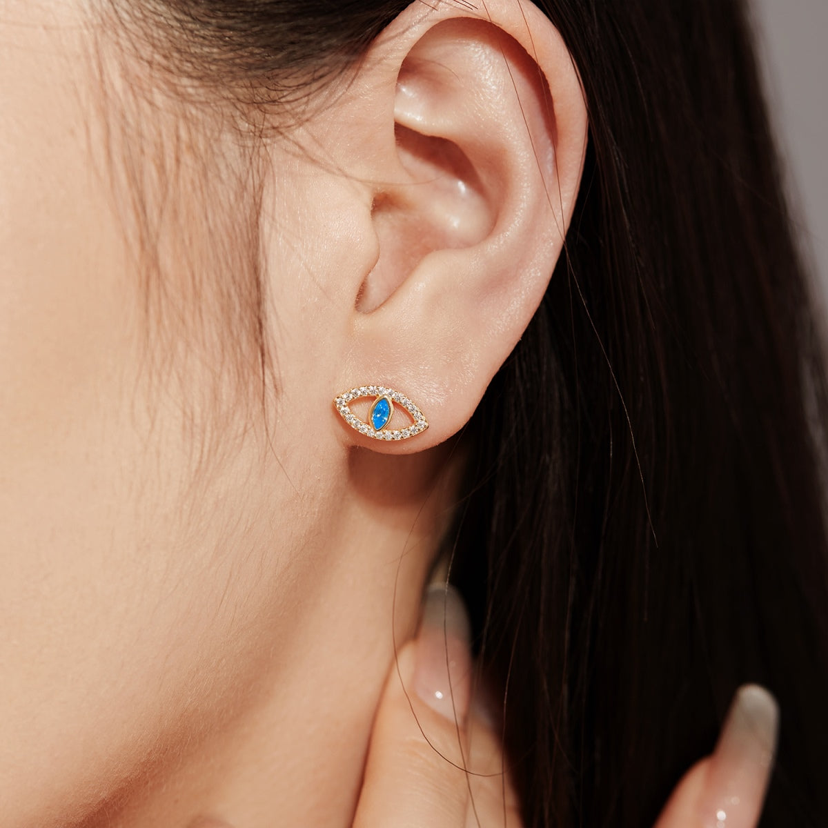 [Noble Jewelry]Blue Devil Eyes Hollow Stud Earrings