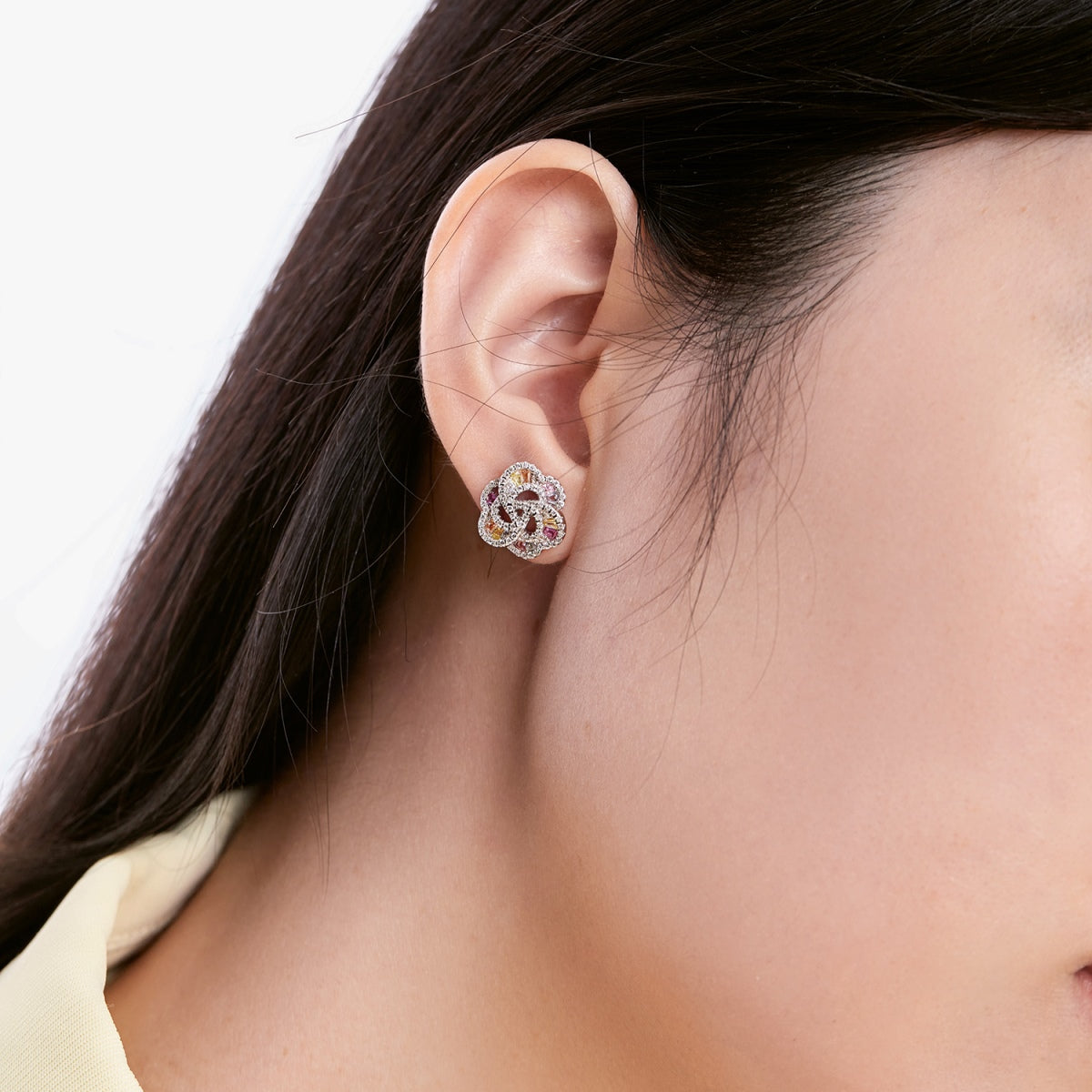 [Noble Jewelry]Exquisite Flower Shape Daily Earrings