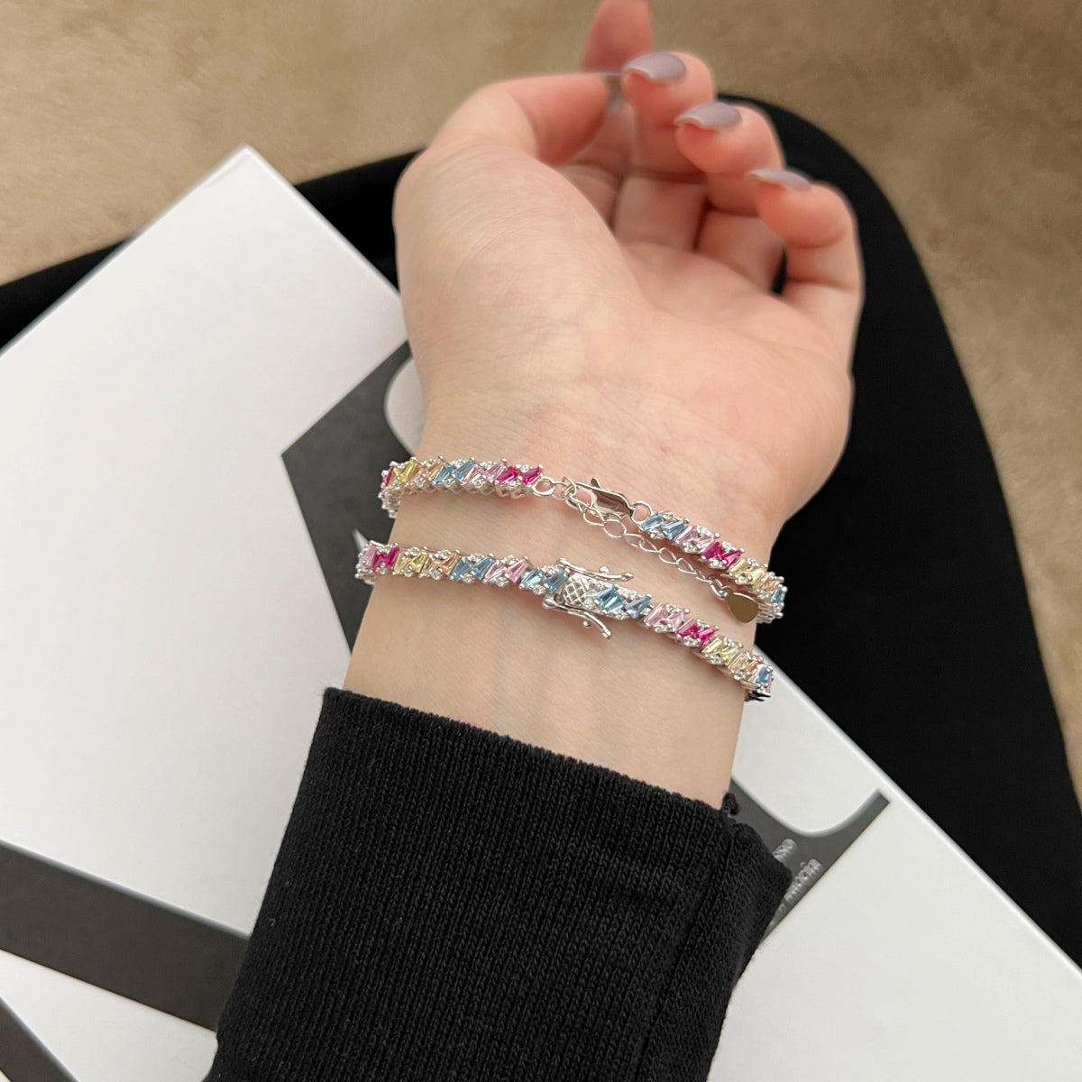 [Noble Jewelry]Ornate Sparkling Multi Cut Party Bracelet