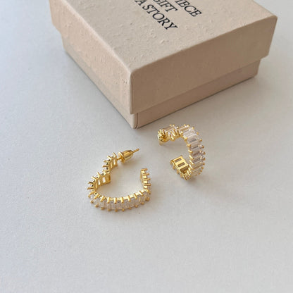 [Noble Jewelry]Radiant Heart Cutout Earrings