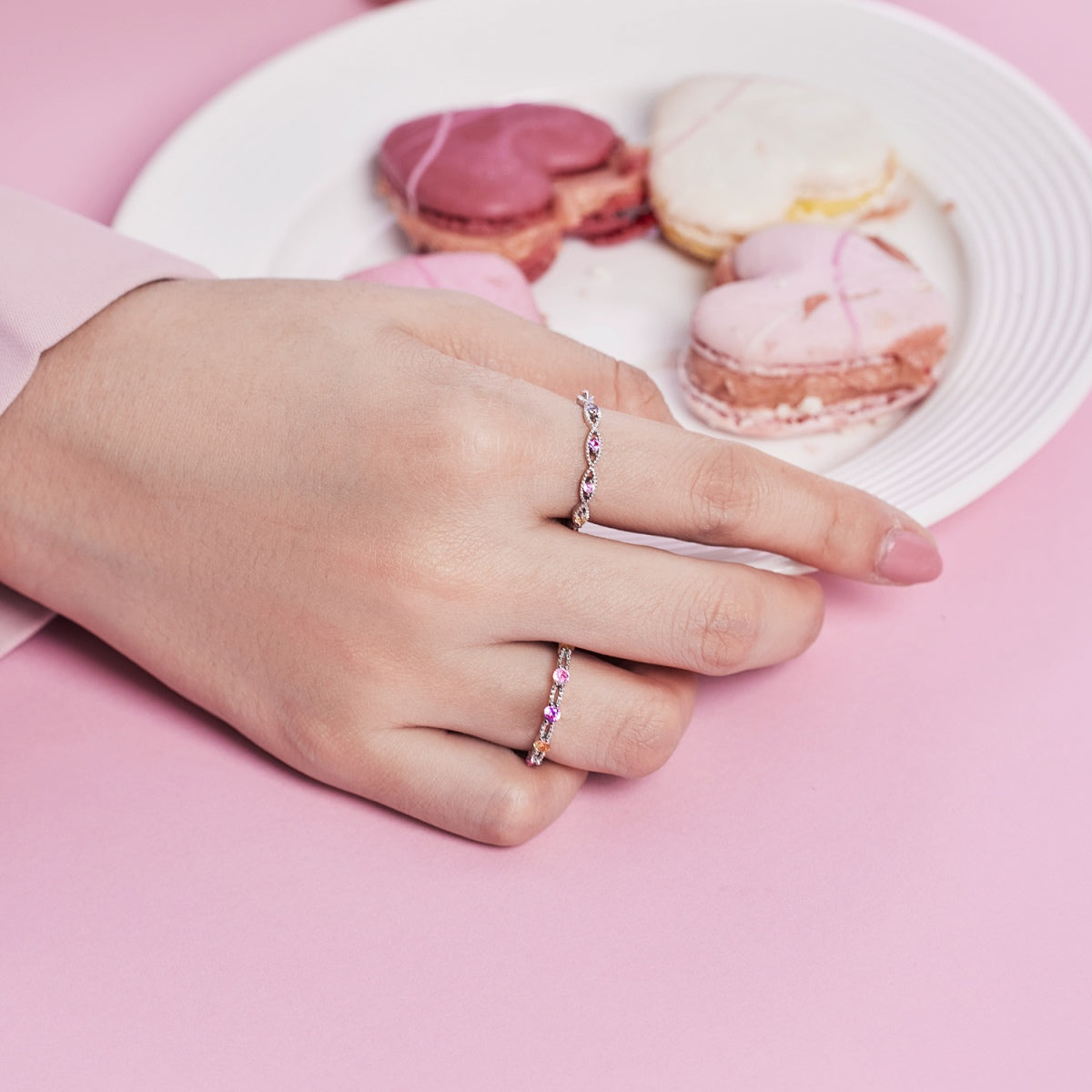 [Noble Jewelry]Sparkling Colorful Round Cut Tennis Ring