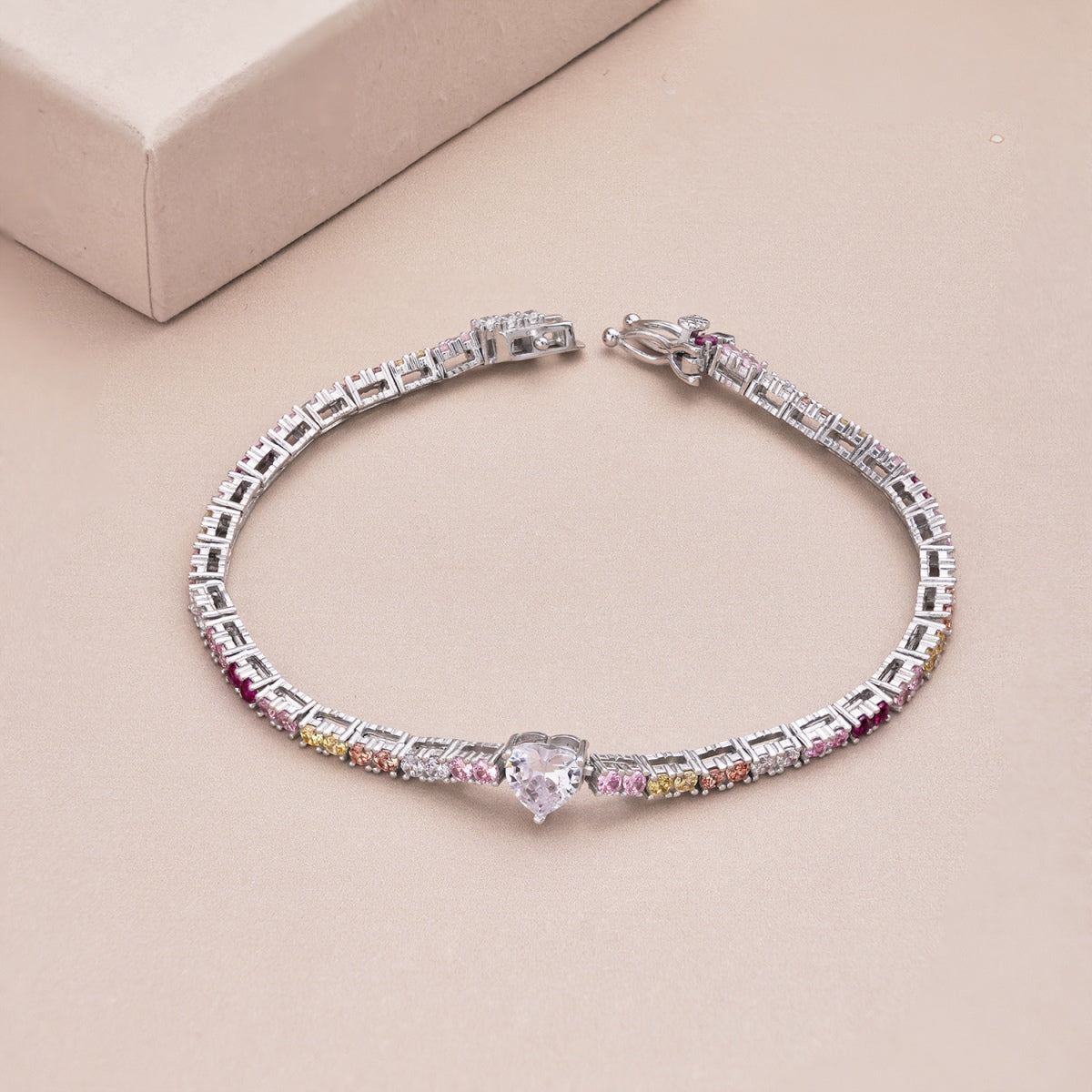 [Noble Jewelry]Delicate Romantic Heart Shape Lover Bracelet