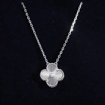 [Noble Jewelry]CLOVER  15MM DIAMOND LASER NECKLACE SILVER