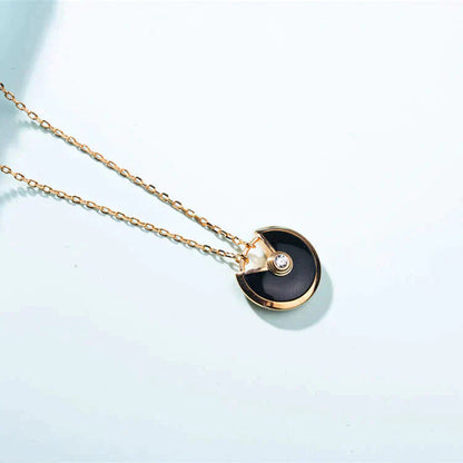 [Noble Jewelry]AMULETTE GOLD CARNELIAN ONYX NECKLACE