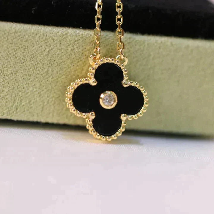 [Noble Jewelry]CLOVER 15MM DIAMOND ONYX NECKLACE