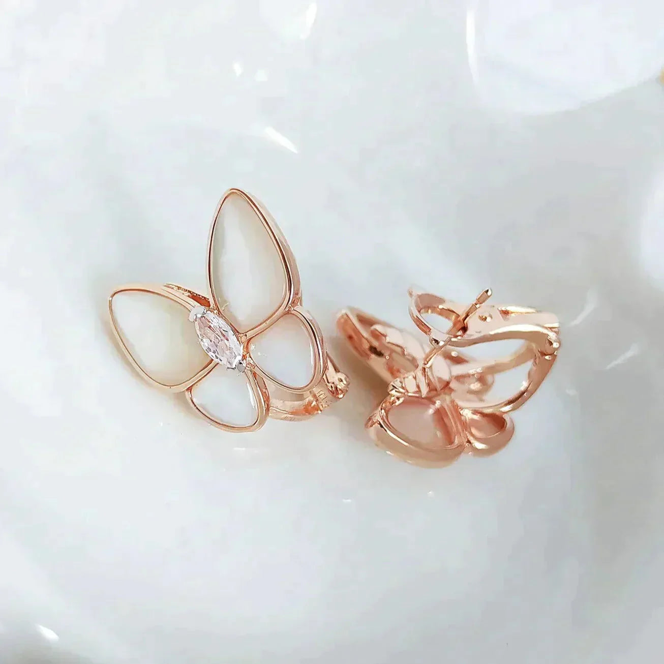 [Noble Jewelry]BUTTERFLY MOP DIAMOND EARRINGS