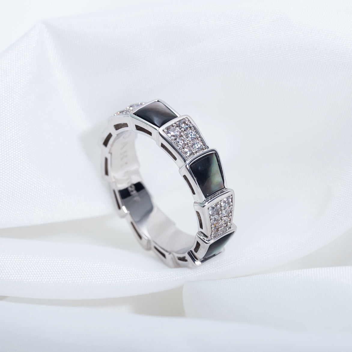 [Noble Jewelry]SERPENTI RING SILVER DIAMOND BLACK MOP 4MM