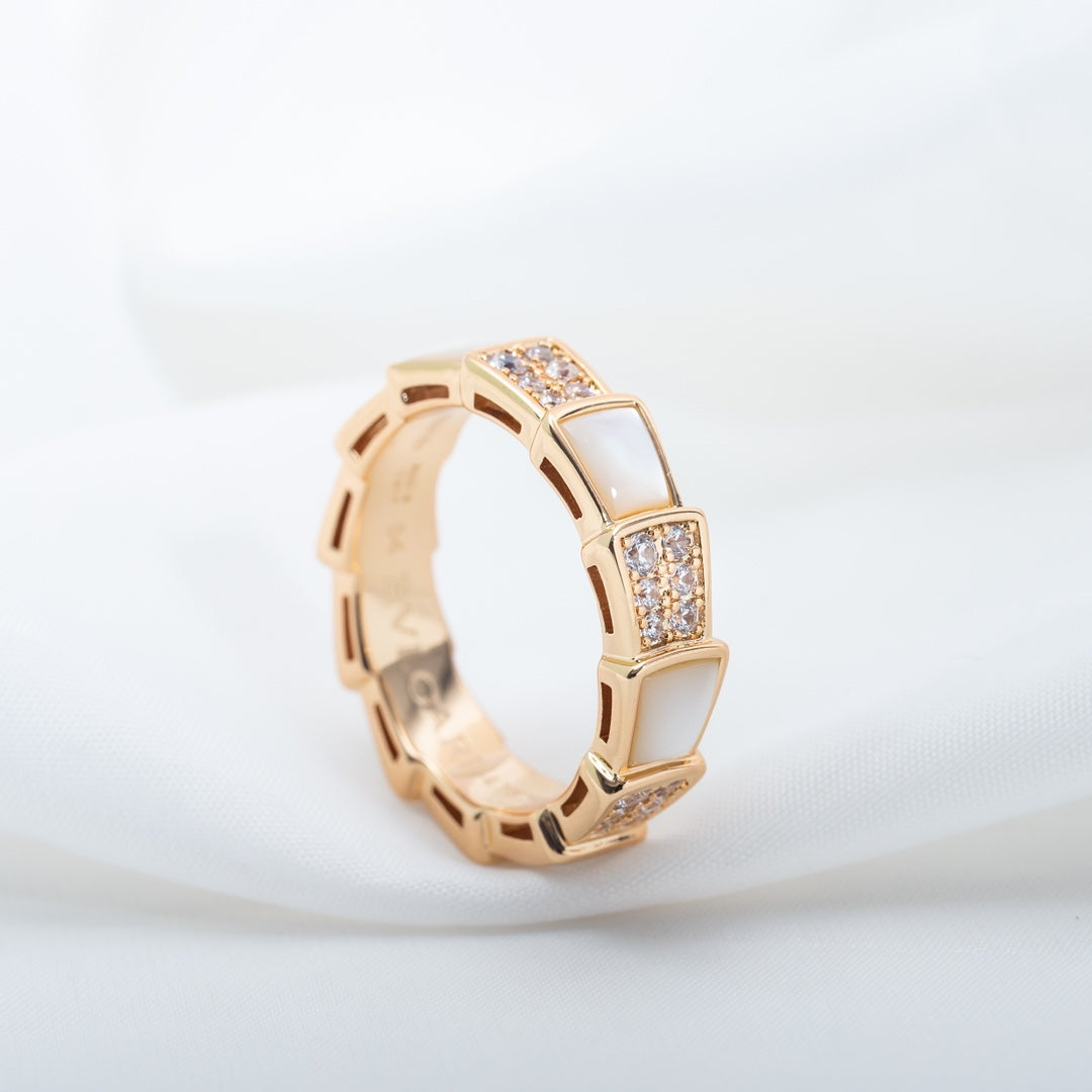 [Noble Jewelry]SERPENTI RING PINK GOLD MOP DIAMOND PAVED 4MM