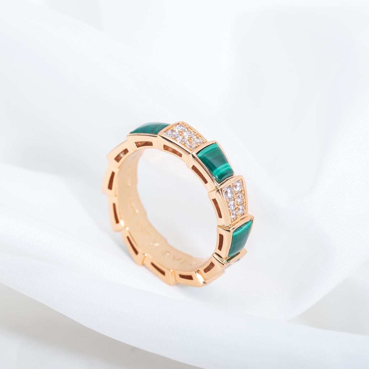 [Noble Jewelry]SERPENTI RING PINK GOLD MALACHITE DIAMOND PAVED 4MM