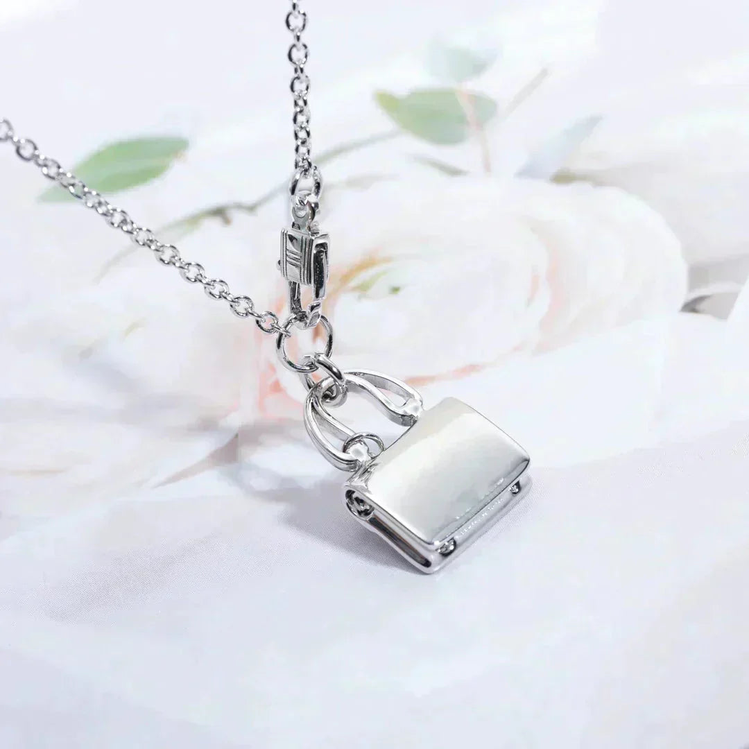 [Noble Jewelry]AMULETTE PEDANT SILVER NECKLACE