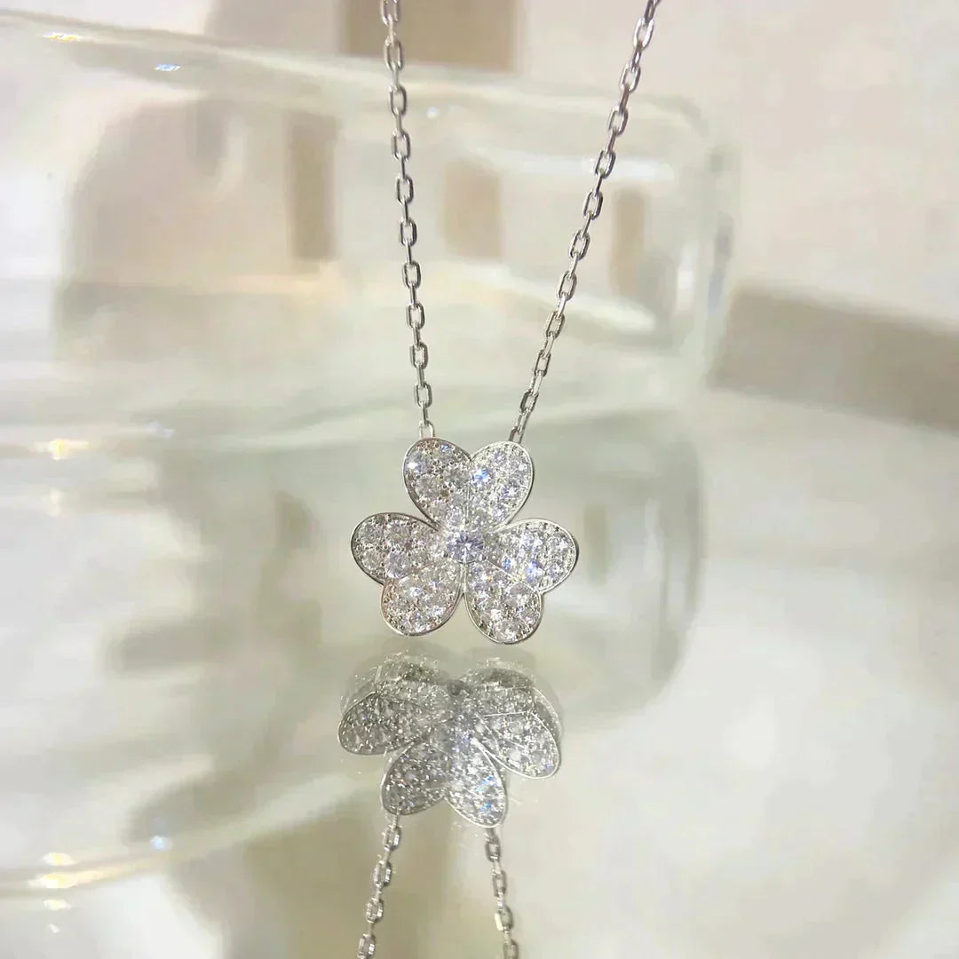 [Noble Jewelry]FLOWER DIAMOND NECKLACE