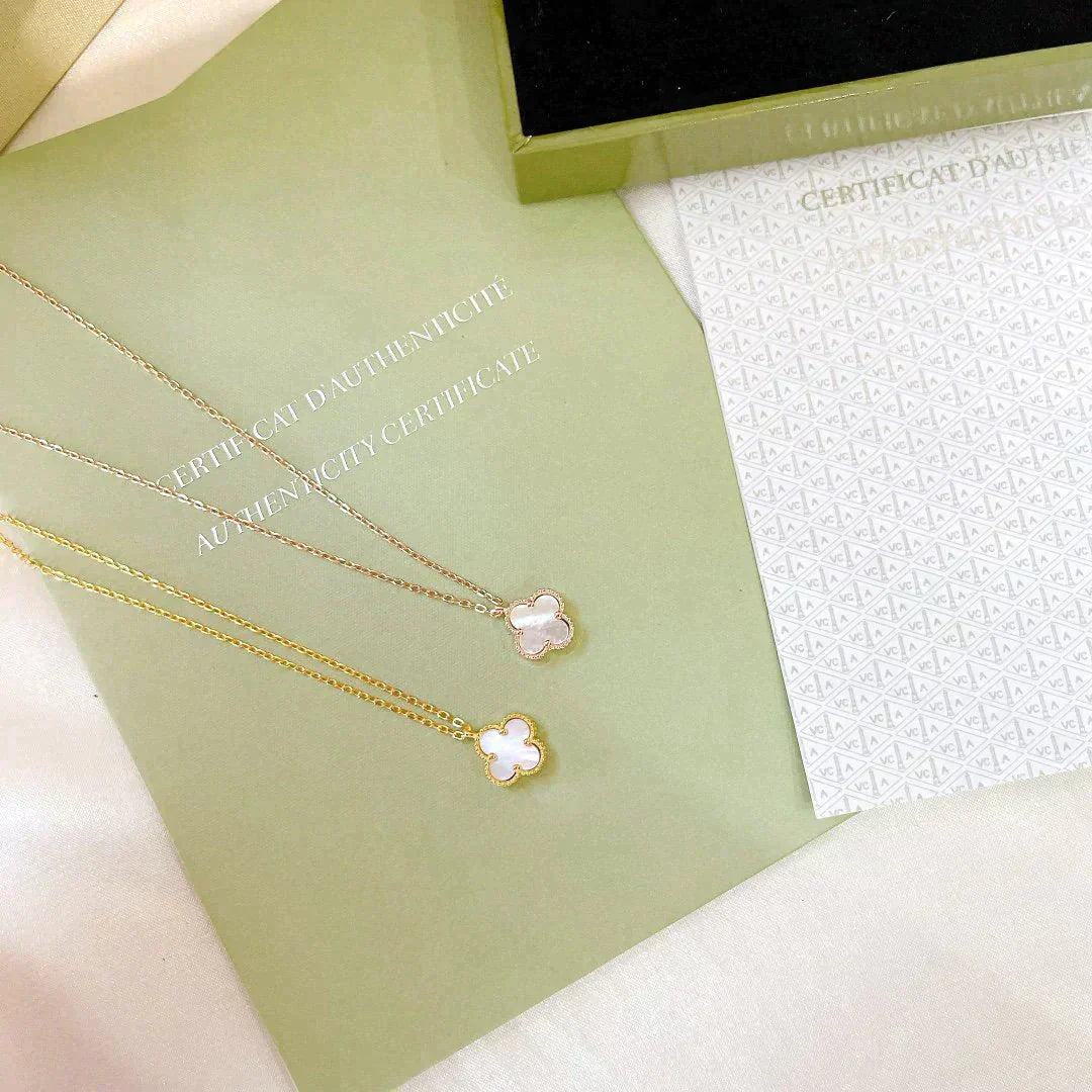 [Noble Jewelry]CLOVER MINI 9.5MM WHITE MOTHER-OF-PEARL NECKLACE