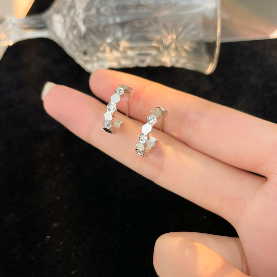 [Noble Jewelry]BEE LOVE DIAMOND HOOP EARRINGS