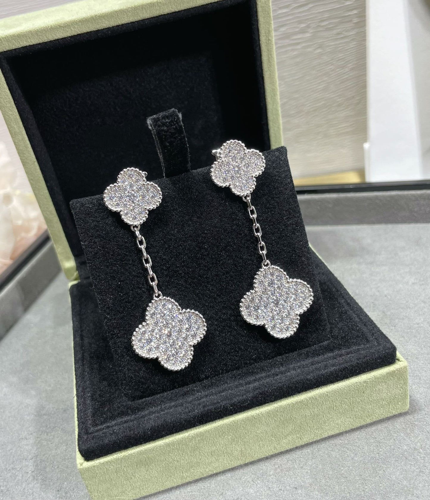 [Noble Jewelry]CLOVER 2 MOTIFS DIAMOND PAVED SILVER EARRINGS