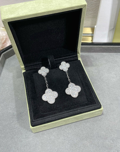 [Noble Jewelry]CLOVER 2 MOTIFS DIAMOND PAVED SILVER EARRINGS