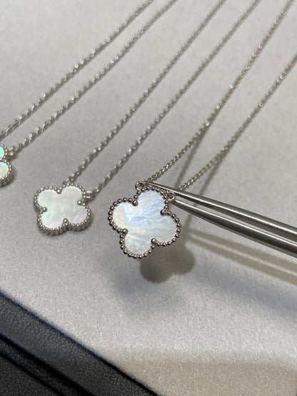 [Noble Jewelry]CLOVER MEDIUM SILVER WHITE MOP NECKLACE