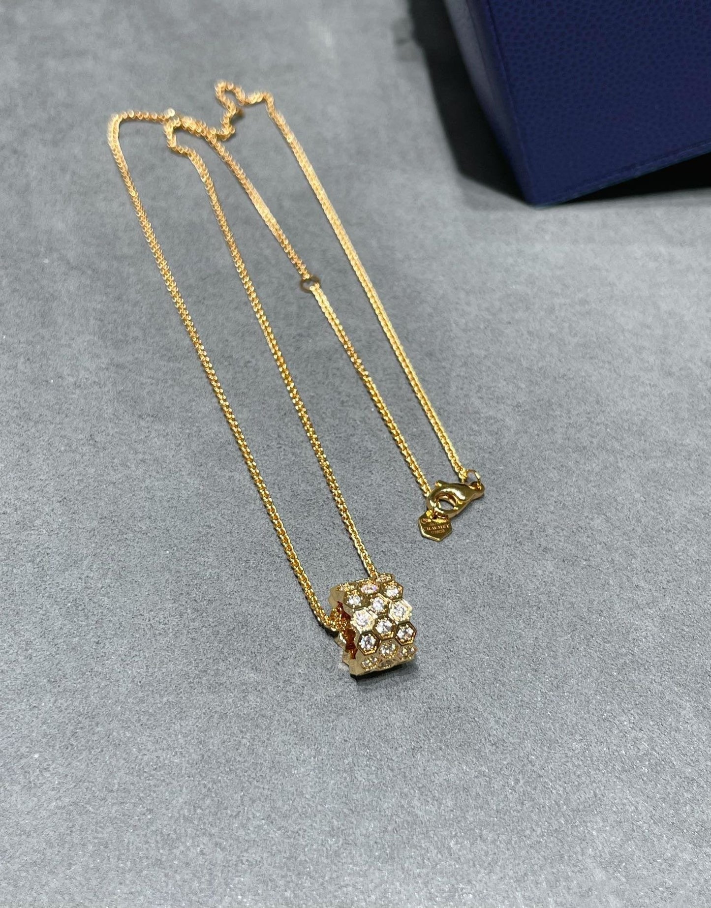 [Noble Jewelry]BEE LOVE DIAMOND PAVED 3 ROW NECKLACE