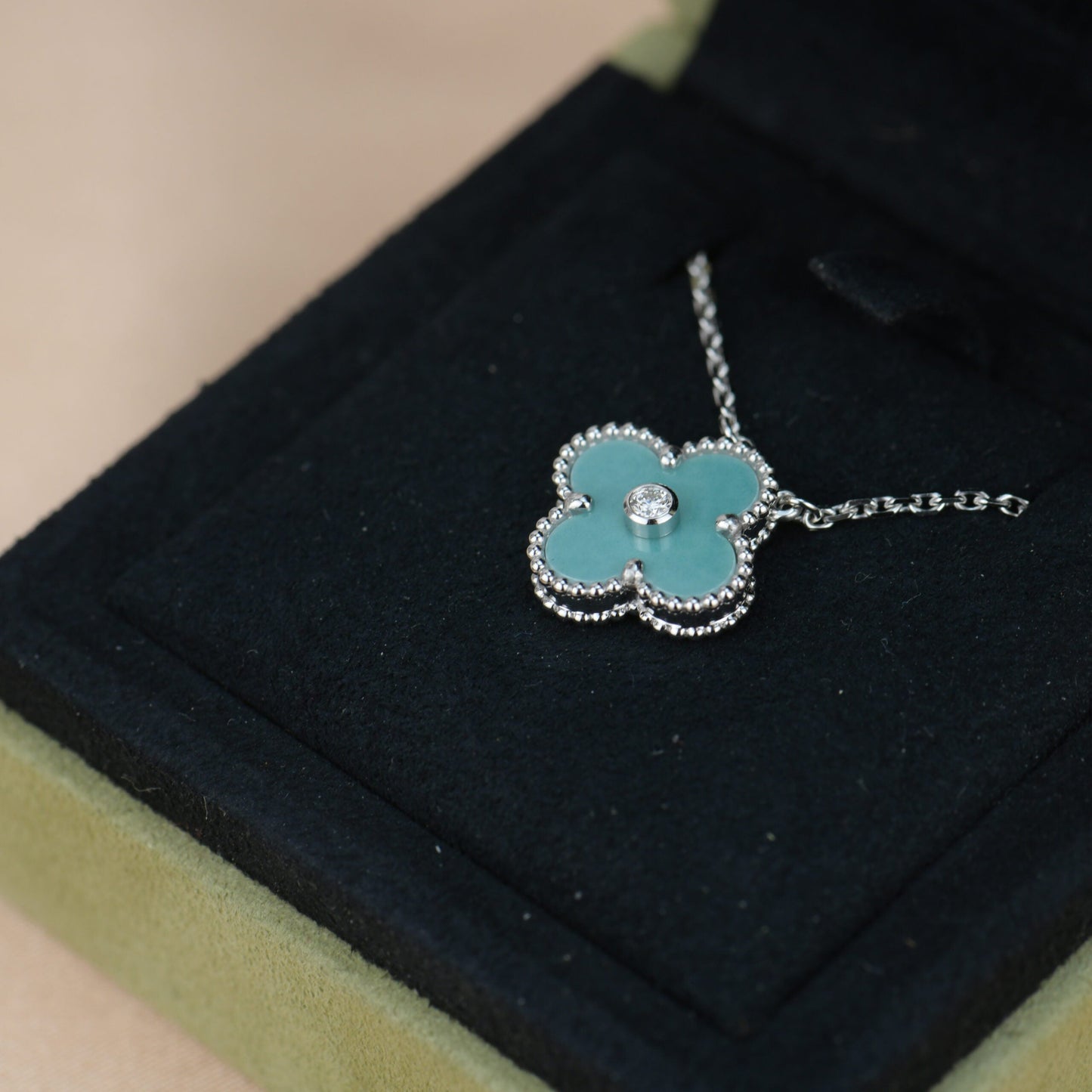 [Noble Jewelry]CLOVER 15MM DIAMOND SVRES PORCELAIN  NECKLACE SILVER