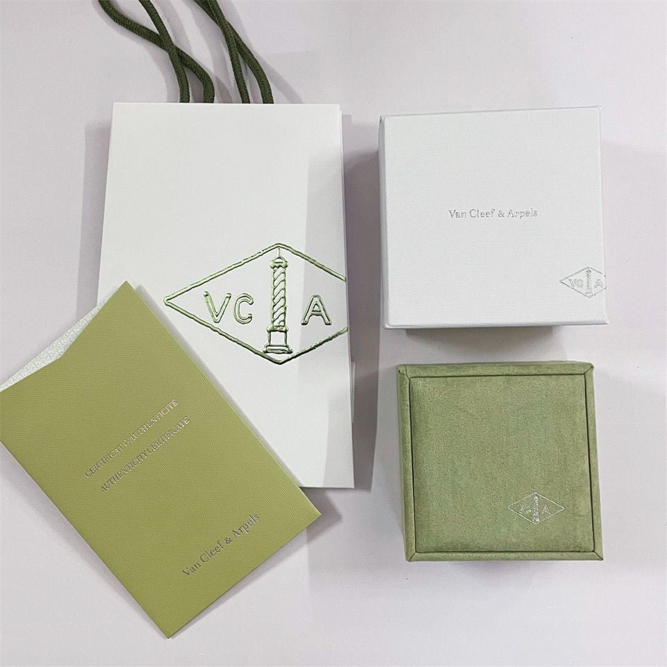 [Noble Jewelry]VA CLOVER BRACELET NECKLACE RING BOX GIFT BAG