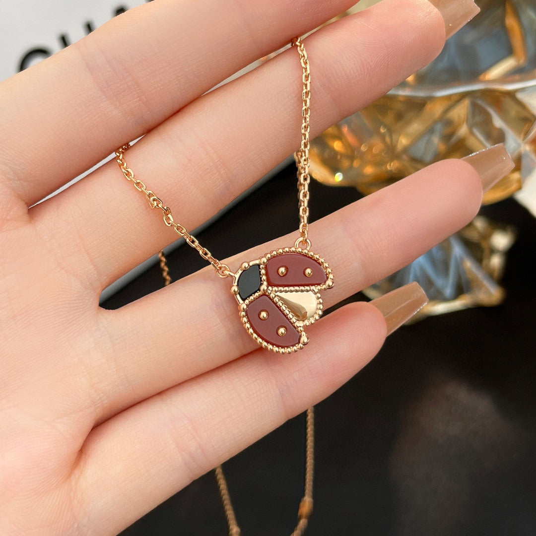 [Noble Jewelry]LUCKY  CARNELIANS LADYBUG NECKLACE