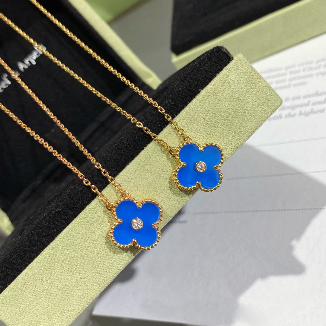 [Noble Jewelry]CLOVER 15MM DIAMOND AND BLUE AGATE NECKLACE