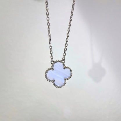 [Noble Jewelry]CLOVER 15MM BLUE CHALCEDONY NECKLACE SILVER