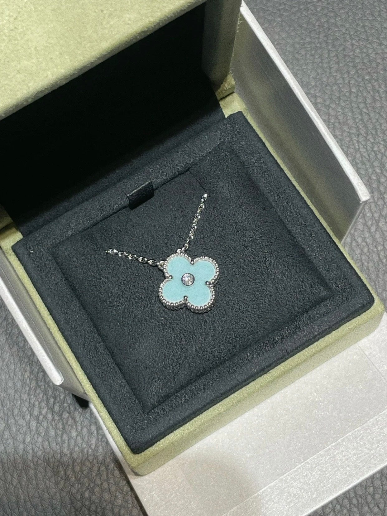 [Noble Jewelry]CLOVER 1 DIAMOND LIGHT BLUE SILVER NECKLACE