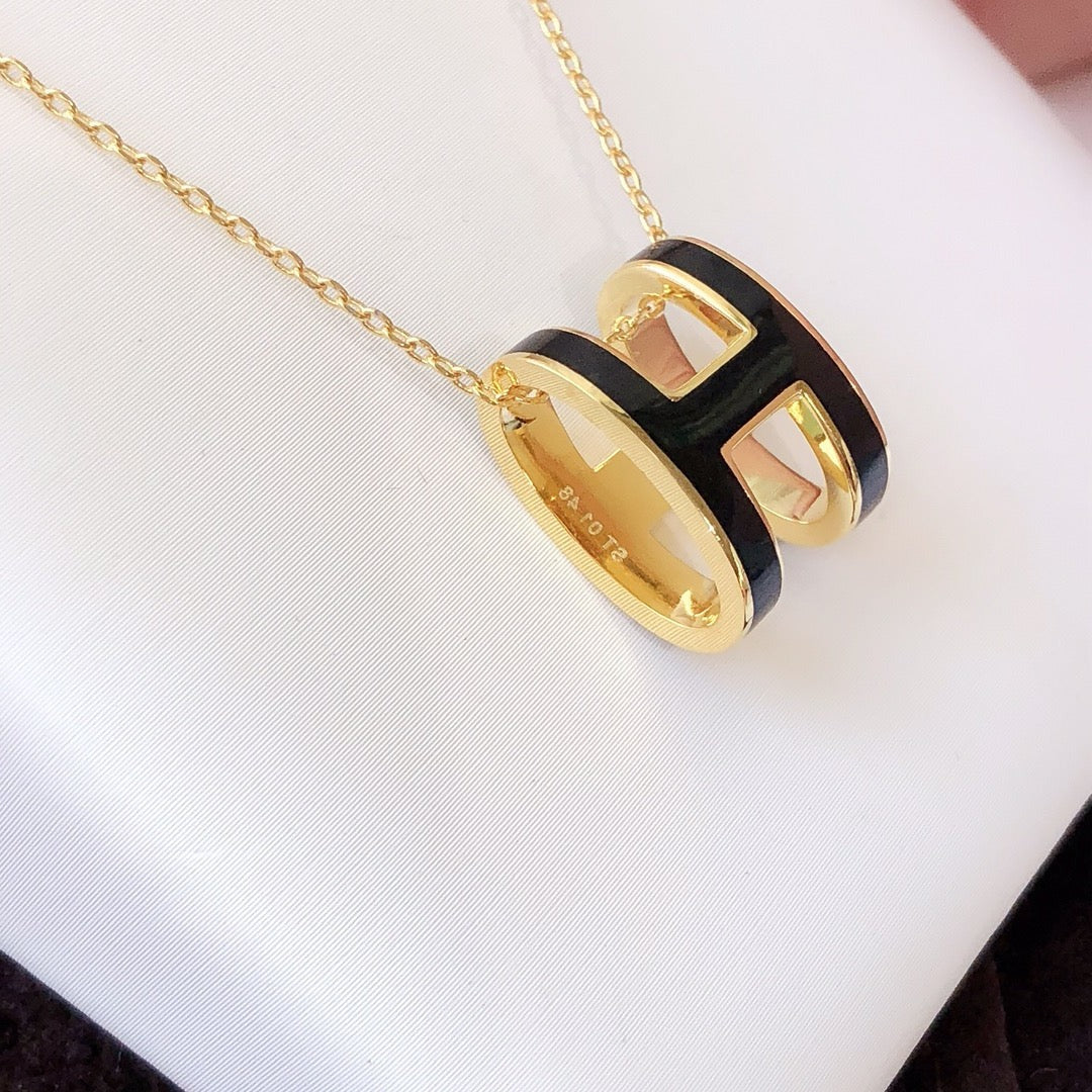 [Noble Jewelry]HM CLIC BLACK ENAMEL GOLD NECKLACE