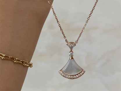 [Noble Jewelry]DREAM NECKLACE MOP PINK GOLD DIAMOND