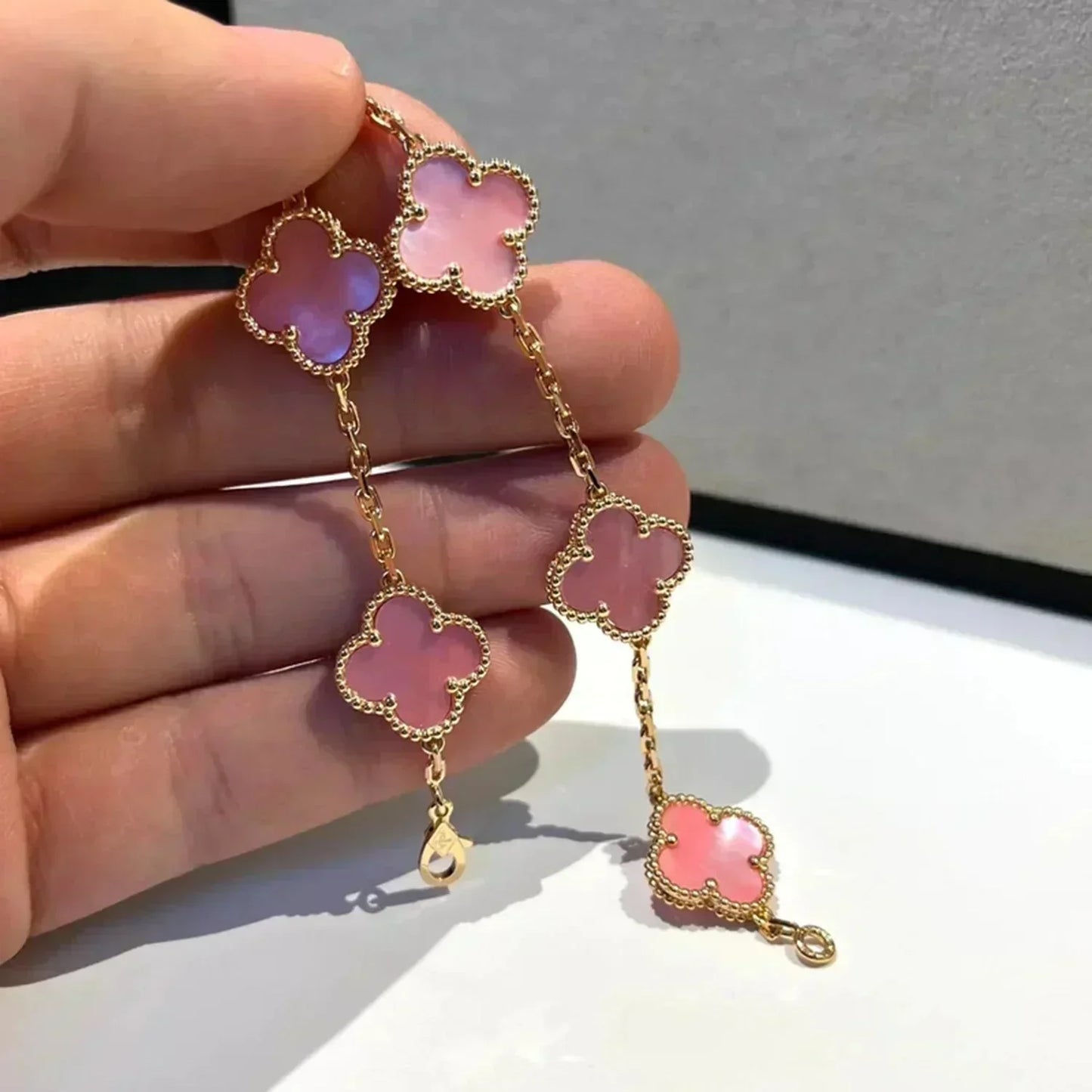 [Noble Jewelry]CLOVER 5 PINK MOP BRACELET