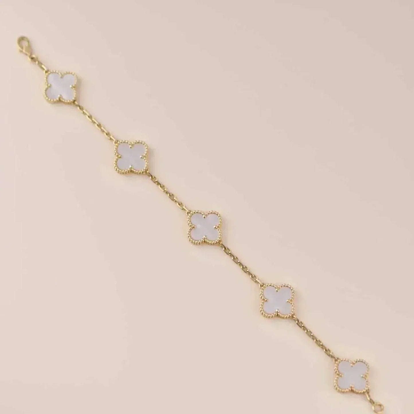 [Noble Jewelry]CLOVER  5 MOTIF WHITE MOP BRACELET