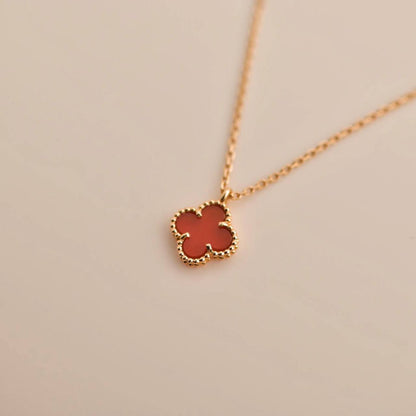 [Noble Jewelry]CLOVER MINI 9.5MM WHITE CARNELIANS NECKLACE