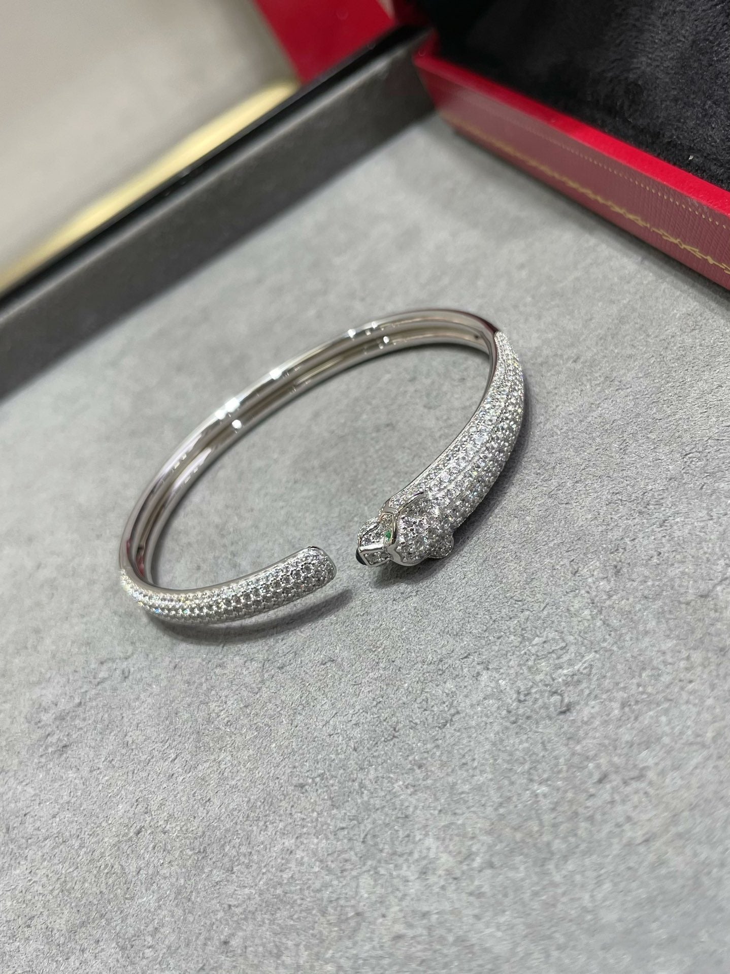 [Noble Jewelry]PANTHERE FULL DIAMOND OPEN BRACELET