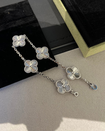 [Noble Jewelry]CLOVER SILVER 5 MOTIFS BRACELET